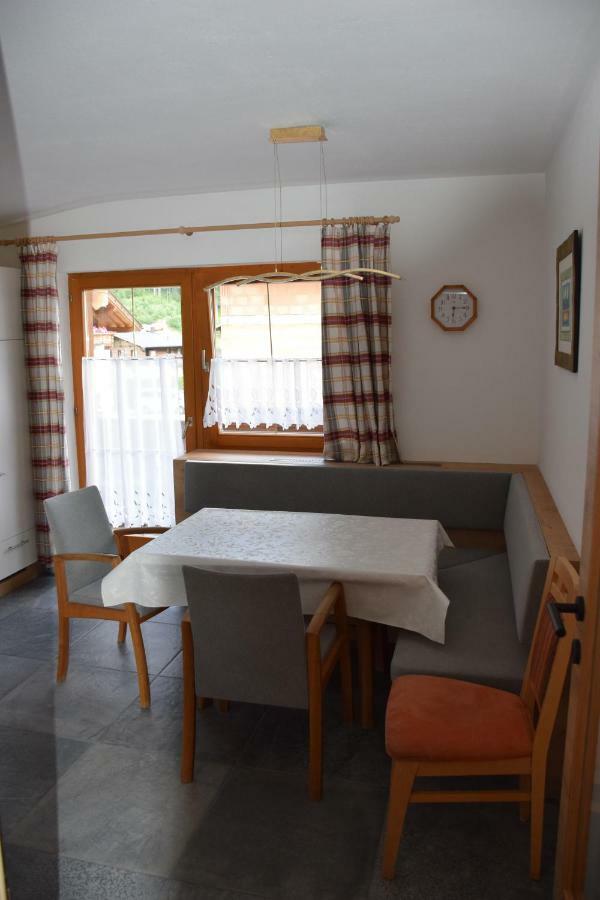 Haus Stefan Appartement Neustift im Stubaital Buitenkant foto